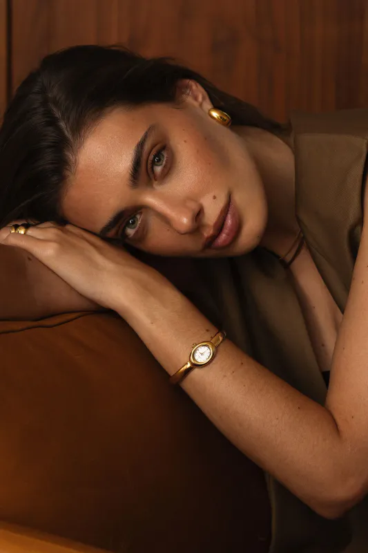 Belle Oval Petite Bangle Watch Gullfarget stål / Hvit / Large