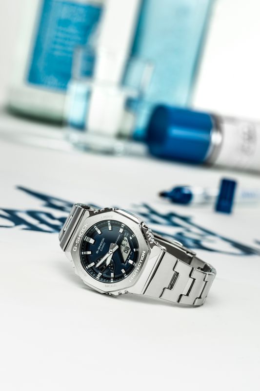 CASIO G-SHOCK GM-2110D-2BER